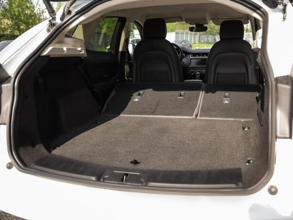 Jaguar E-Pace I с пробегом 2018 года, цена 2 599 000 рублей, 95000 км, внедорожник, Автокод Объявления