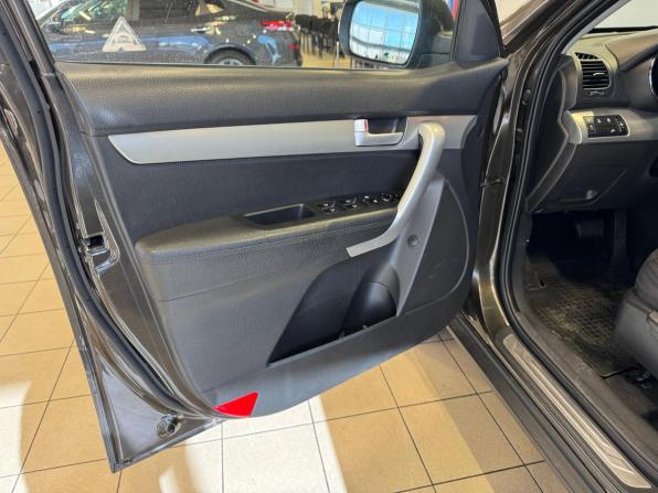 Kia Sorento II Рестайлинг с пробегом 2012 года, цена 1 475 000 рублей, 194225 км, внедорожник, Автокод Объявления