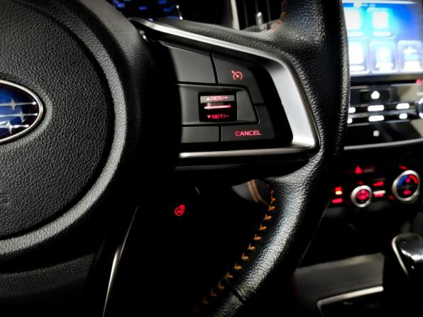 Subaru XV II с пробегом 2018 года, цена 2 225 000 рублей, 101617 км, внедорожник, Автокод Объявления