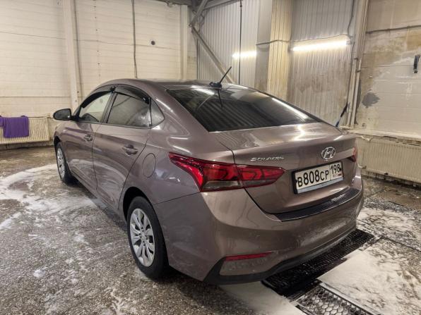 Hyundai Solaris II с пробегом 2019 года, цена 1 098 000 рублей, 263258 км, седан, Автокод Объявления