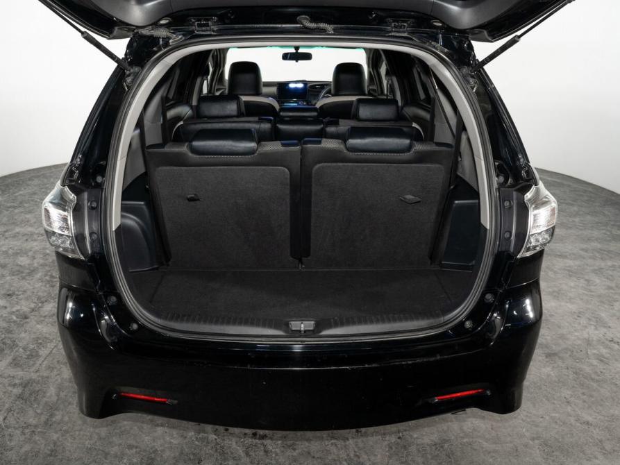 Toyota Wish II Рестайлинг Иркутск  - изображение 16