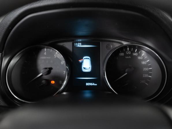 Nissan Qashqai II с пробегом 2015 года, цена 1 650 000 рублей, 80964 км, внедорожник, Автокод Объявления