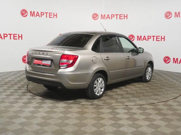 Lada (ВАЗ) Granta I Рестайлинг с пробегом 2022 года, цена 750 000 рублей, 60773 км, седан, Автокод Объявления