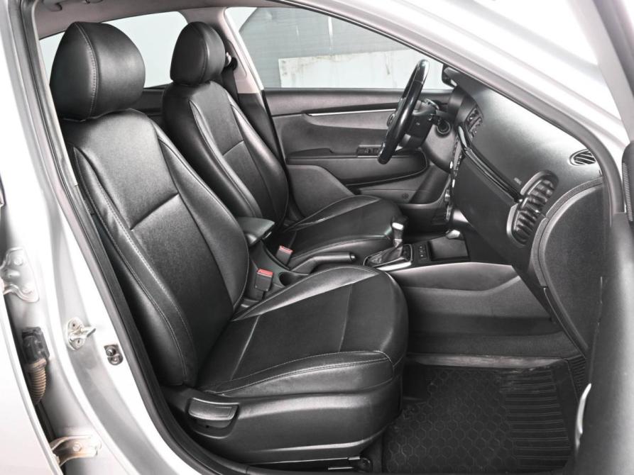 Kia Rio IV Ростов-на-Дону  - изображение 8