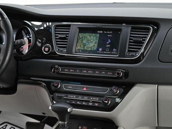 Kia Carnival III с пробегом 2018 года, цена 1 649 000 рублей, 81810 км, минивэн, Автокод Объявления