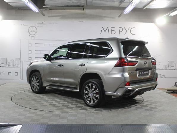 Lexus LX III Рестайлинг 2 с пробегом 2016 года, цена 5 850 000 рублей, 187682 км, внедорожник, Автокод Объявления