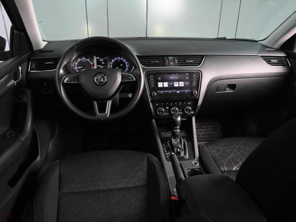 Skoda Octavia III (A7) Рестайлинг с пробегом 2018 года, цена 1 900 000 рублей, 171214 км, лифтбек, Автокод Объявления