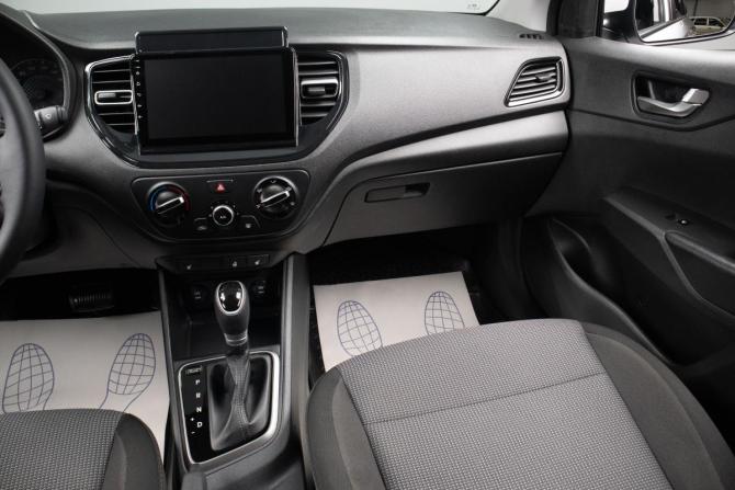 Hyundai Solaris II Рестайлинг с пробегом 2020 года, цена 1 579 000 рублей, 49000 км, седан, Автокод Объявления