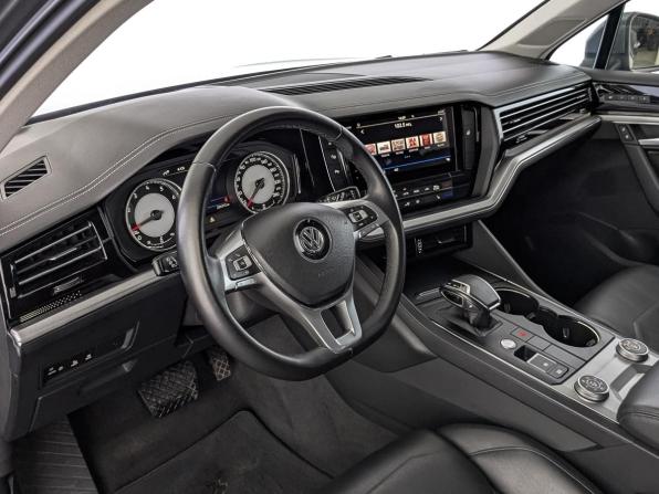 Volkswagen Touareg III с пробегом 2019 года, цена 3 900 000 рублей, 234306 км, внедорожник, Автокод Объявления