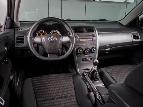 Toyota Corolla X (E140 E150) Рестайлинг с пробегом 2010 года, цена 969 000 рублей, 174303 км, седан, Автокод Объявления