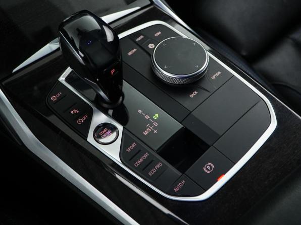 BMW 3 серии VII (G2x) с пробегом 2019 года, цена 5 249 046 рублей, 85605 км, седан, Автокод Объявления