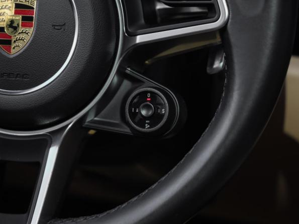 Porsche Macan I Рестайлинг с пробегом 2020 года, цена 5 499 000 рублей, 93900 км, внедорожник, Автокод Объявления
