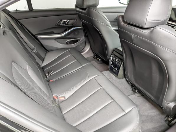 BMW 3 серии VII (G2x) Рестайлинг с пробегом 2024 года, цена 6 280 000 рублей, 26311 км, седан, Автокод Объявления