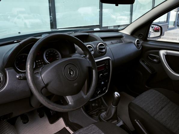 Renault Duster I с пробегом 2014 года, цена 888 000 рублей, 94076 км, внедорожник, Автокод Объявления
