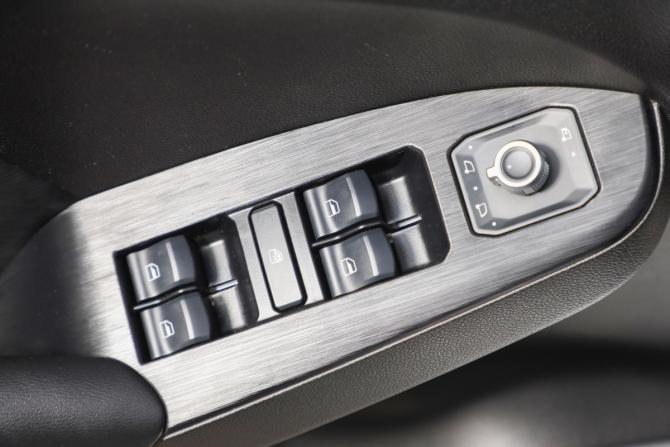 Haval Jolion I Рестайлинг с пробегом 2024 года, цена 2 449 000 рублей, 32500 км, внедорожник, Автокод Объявления