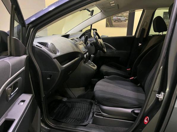 Mazda Premacy III (CW) с пробегом 2010 года, цена 945 000 рублей, 134793 км, компактвэн, Автокод Объявления