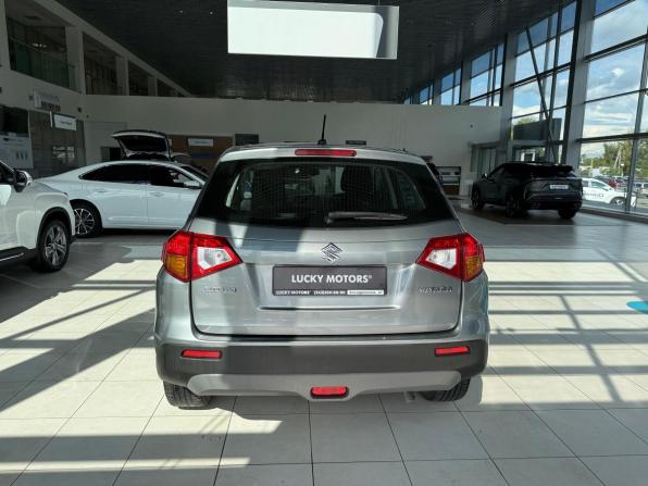 Suzuki Vitara II с пробегом 2017 года, цена 1 195 000 рублей, 263735 км, внедорожник, Автокод Объявления