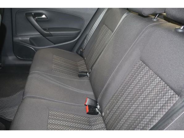Volkswagen Polo V Рестайлинг с пробегом 2017 года, цена 1 360 000 рублей, 47959 км, седан, Автокод Объявления
