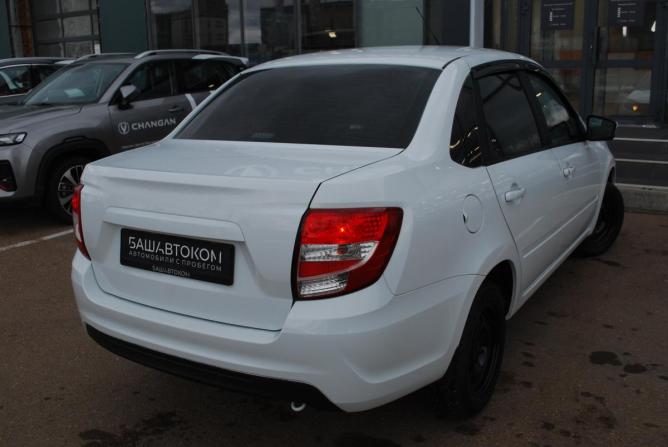 Lada (ВАЗ) Granta I Рестайлинг с пробегом 2023 года, цена 740 000 рублей, 37900 км, седан, Автокод Объявления