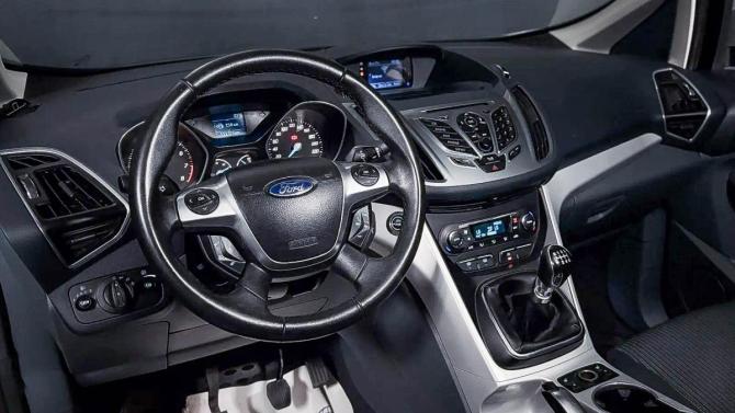 Ford C-MAX II с пробегом 2011 года, цена 700 000 рублей, 111324 км, минивэн, Автокод Объявления