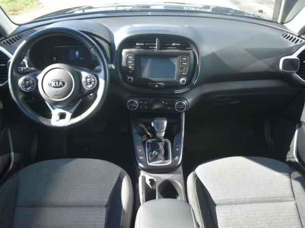Kia Soul III с пробегом 2020 года, цена 2 155 000 рублей, 9825 км, хэтчбек, Автокод Объявления