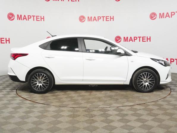 Hyundai Solaris II Рестайлинг с пробегом 2020 года, цена 1 445 000 рублей, 126472 км, седан, Автокод Объявления