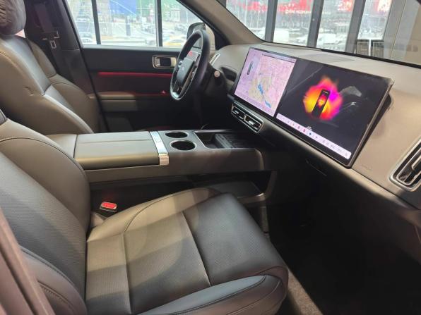 Новый Li Auto (Lixiang) L6 2025 года, цена 8 990 000 рублей, внедорожник, Автокод Объявления