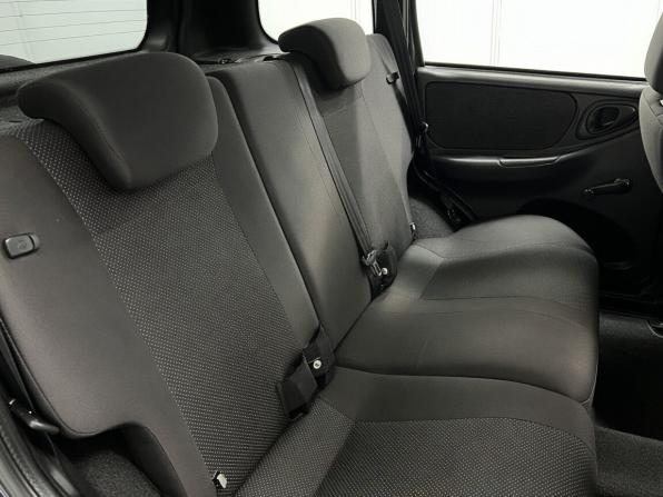Chevrolet Niva I Рестайлинг с пробегом 2017 года, цена 730 000 рублей, 135650 км, внедорожник, Автокод Объявления