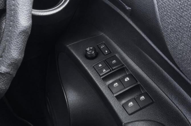 Toyota Sienta II Рестайлинг с пробегом 2021 года, цена 1 549 000 рублей, 98540 км, компактвэн, Автокод Объявления