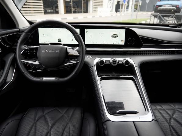 Exeed RX с пробегом 2023 года, цена 2 850 000 рублей, 30250 км, внедорожник, Автокод Объявления