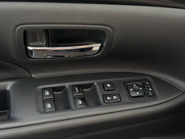 Mitsubishi Outlander III Рестайлинг 2 с пробегом 2018 года, цена 2 729 000 рублей, 116085 км, внедорожник, Автокод Объявления