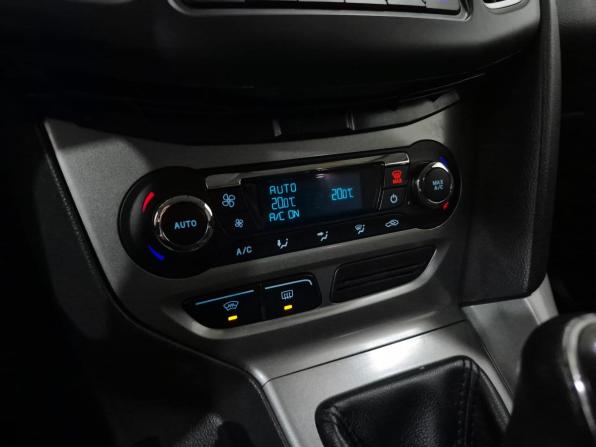 Ford Focus III с пробегом 2013 года, цена 800 000 рублей, 160172 км, универсал, Автокод Объявления