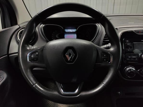 Renault Kaptur I с пробегом 2018 года, цена 1 250 000 рублей, 134000 км, внедорожник, Автокод Объявления