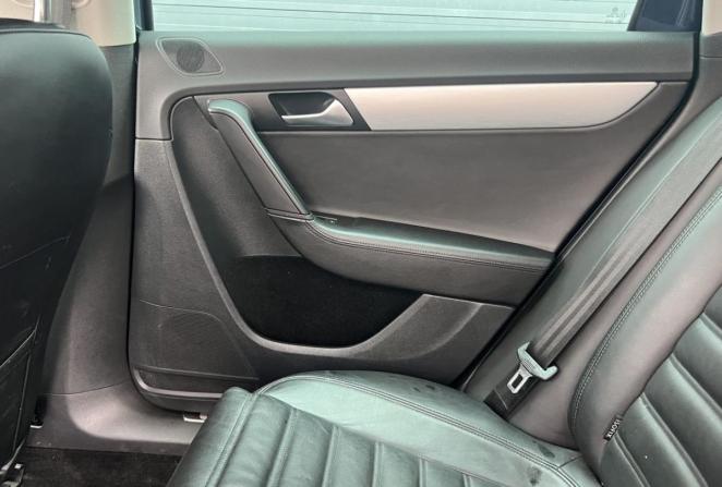 Volkswagen Passat B7 с пробегом 2014 года, цена 1 170 000 рублей, 119000 км, универсал, Автокод Объявления
