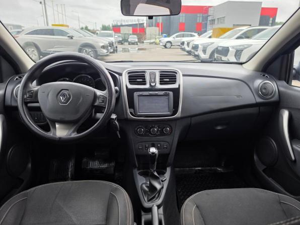 Renault Logan II с пробегом 2016 года, цена 775 000 рублей, 127975 км, седан, Автокод Объявления