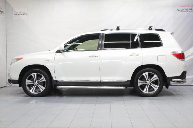 Toyota Highlander II (XU40) Рестайлинг с пробегом 2013 года, цена 1 999 000 рублей, 310690 км, внедорожник, Автокод Объявления