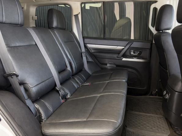 Mitsubishi Pajero IV Рестайлинг 1 с пробегом 2011 года, цена 1 697 000 рублей, 316487 км, внедорожник, Автокод Объявления
