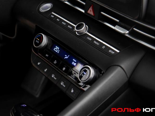 Hyundai Elantra VII (CN7) Рестайлинг с пробегом 2023 года, цена 2 358 000 рублей, 9954 км, седан, Автокод Объявления