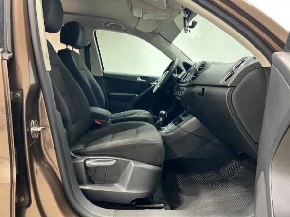 Volkswagen Tiguan I Рестайлинг с пробегом 2016 года, цена 1 545 000 рублей, 133274 км, внедорожник, Автокод Объявления