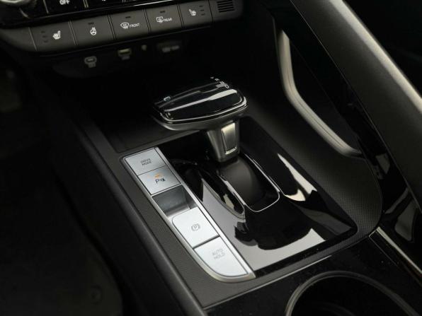 Hyundai Elantra VII (CN7) Рестайлинг с пробегом 2023 года, цена 2 379 000 рублей, 272 км, седан, Автокод Объявления