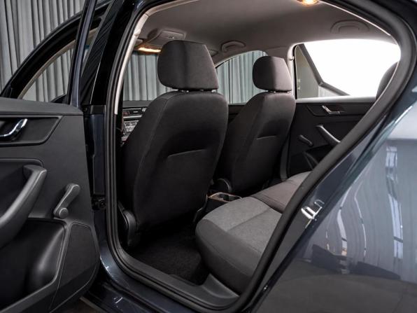 Skoda Rapid I с пробегом 2016 года, цена 1 099 000 рублей, 111130 км, лифтбек, Автокод Объявления