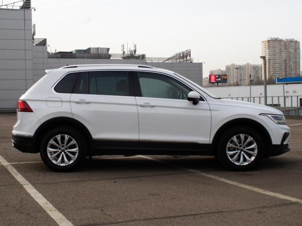 Volkswagen Tiguan II Рестайлинг с пробегом 2021 года, цена 2 620 389 рублей, 142662 км, внедорожник, Автокод Объявления