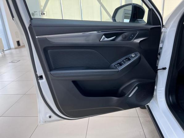 Haval Jolion I Рестайлинг с пробегом 2024 года, цена 2 130 000 рублей, 38609 км, внедорожник, Автокод Объявления
