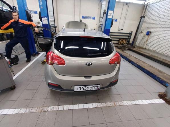 Kia Ceed II с пробегом 2012 года, цена 1 005 000 рублей, 230180 км, хэтчбек, Автокод Объявления