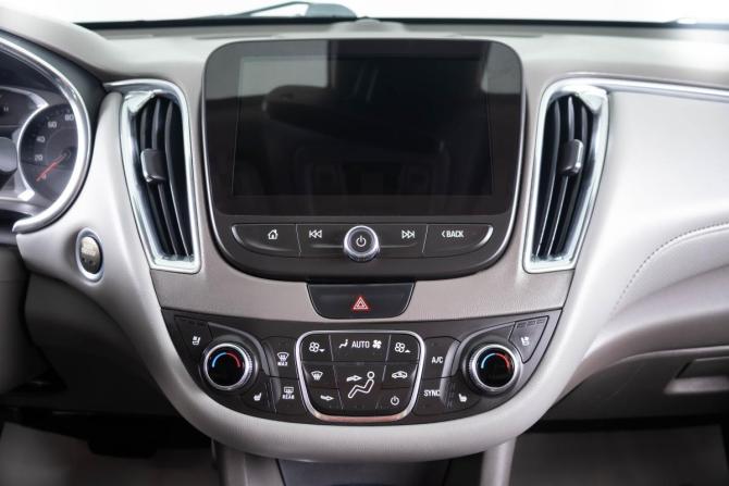 Chevrolet Malibu IX с пробегом 2016 года, цена 1 649 000 рублей, 113254 км, седан, Автокод Объявления