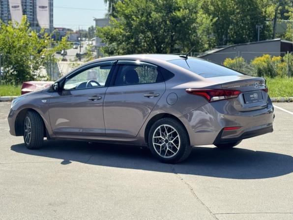 Hyundai Solaris II с пробегом 2019 года, цена 1 430 000 рублей, 54890 км, седан, Автокод Объявления
