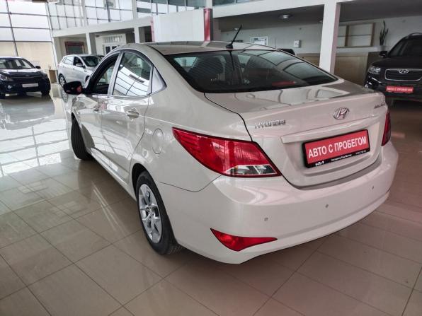 Hyundai Solaris I Рестайлинг с пробегом 2015 года, цена 744 000 рублей, 171181 км, седан, Автокод Объявления