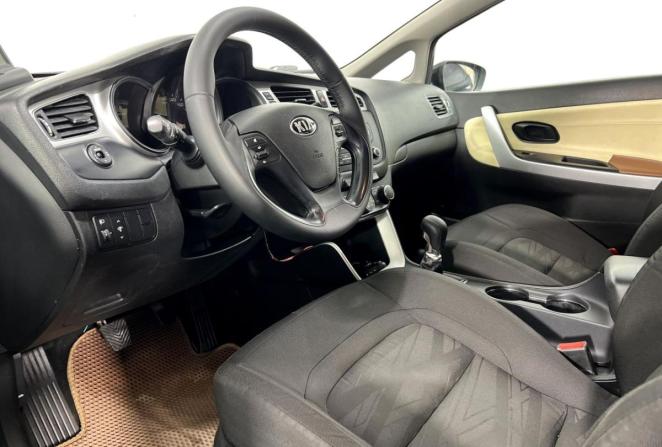 Kia Ceed II с пробегом 2014 года, цена 770 000 рублей, 172840 км, хэтчбек, Автокод Объявления