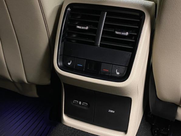 Skoda Octavia IV (A8) с пробегом 2021 года, цена 2 252 000 рублей, 160661 км, лифтбек, Автокод Объявления
