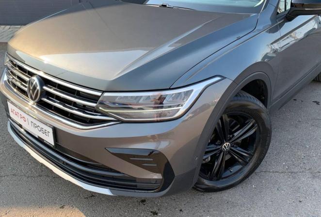 Volkswagen Tiguan II Рестайлинг с пробегом 2021 года, цена 3 150 000 рублей, 75333 км, внедорожник, Автокод Объявления